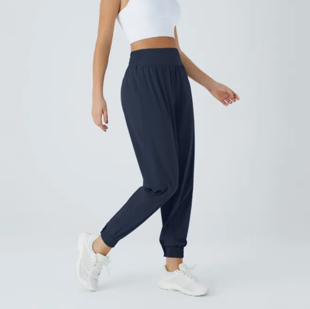Halara High Waisted Elastic Waistband Hiking Joggers